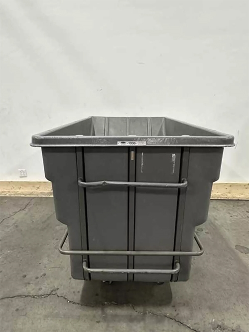 Rubbermaid Heavy Duty Tilt Carts Being Liquidated From A Facility In Seekonk, MA by American Surplus