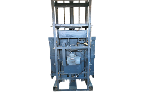  Used GIANT Vertical Lift