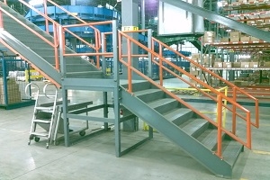 Used Mezzanine Mid Landing