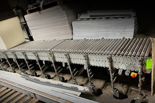 NestaFlex Powered Roller Conveyor