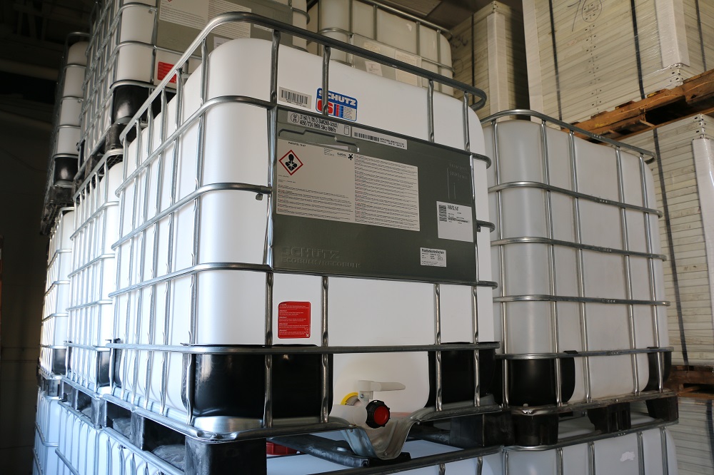 Used 275 Gallon IBC Totes American Surplus.