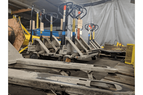Used Crown PTH-50 Manual Pallet Jacks