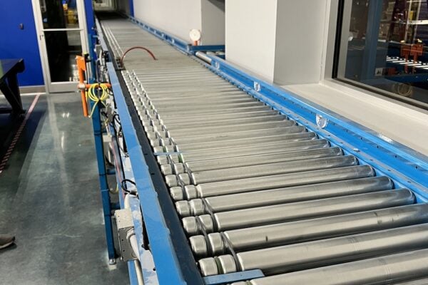 Hytrol 24-volt accumulation conveyor