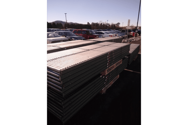 Gravity Roller Conveyor